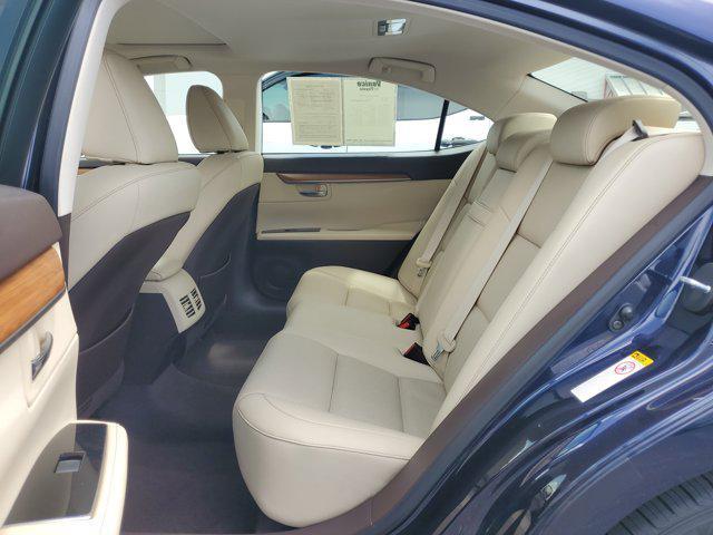 used 2016 Lexus ES 350 car, priced at $17,798