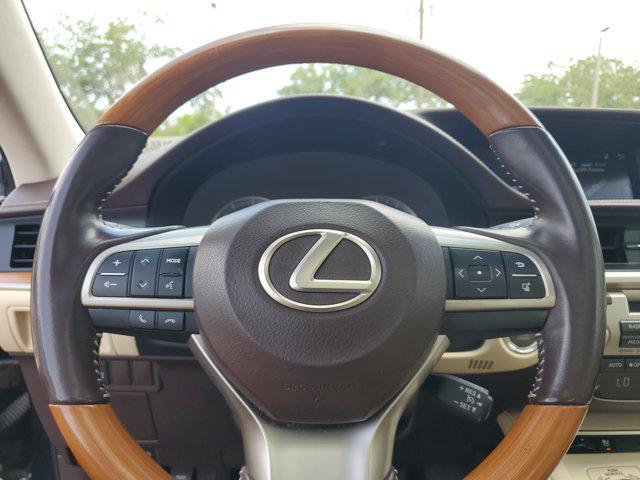 used 2016 Lexus ES 350 car, priced at $17,798
