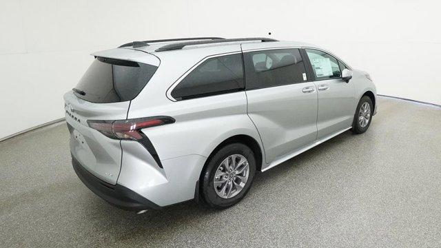 new 2025 Toyota Sienna car