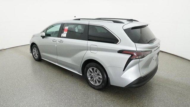 new 2025 Toyota Sienna car