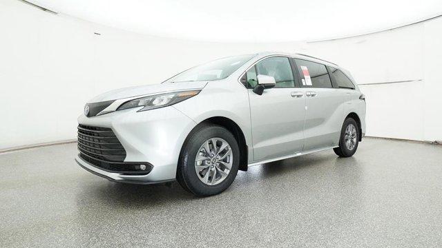 new 2025 Toyota Sienna car