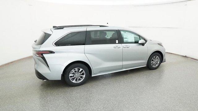 new 2025 Toyota Sienna car