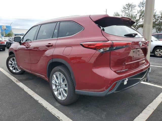 used 2020 Toyota Highlander car, priced at $29,900