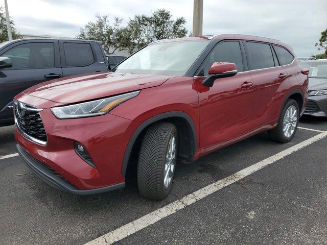 used 2020 Toyota Highlander car, priced at $29,900