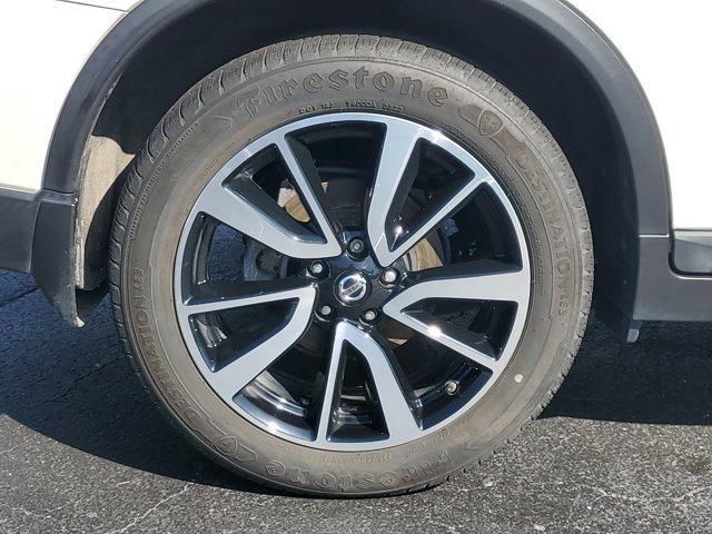 used 2020 Nissan Rogue car, priced at $15,939