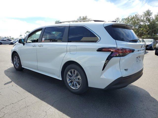 used 2022 Toyota Sienna car, priced at $38,556