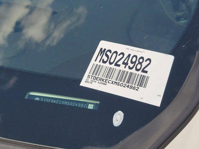 used 2021 Toyota Sienna car, priced at $35,661