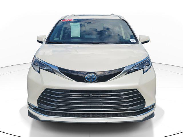 used 2021 Toyota Sienna car, priced at $35,661