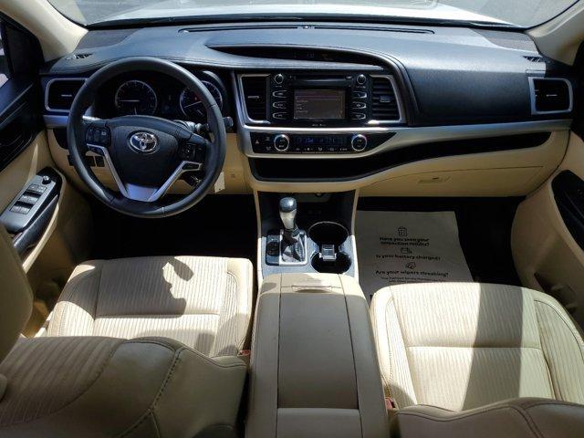 used 2015 Toyota Highlander car, priced at $14,252