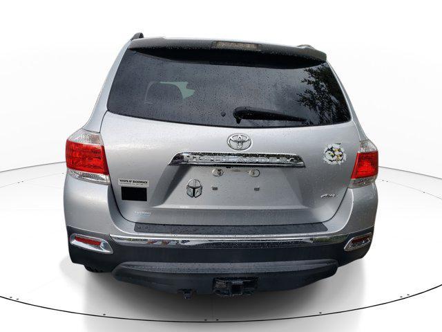 used 2013 Toyota Highlander car, priced at $13,748