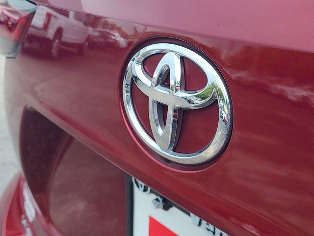 used 2021 Toyota Highlander car, priced at $25,677