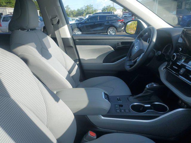 used 2023 Toyota Highlander car, priced at $31,695