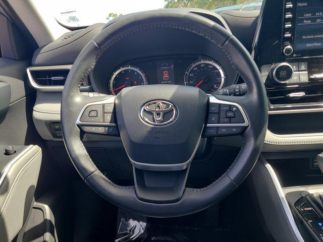 used 2022 Toyota Highlander car, priced at $28,645