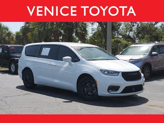 used 2022 Chrysler Pacifica Hybrid car, priced at $23,996
