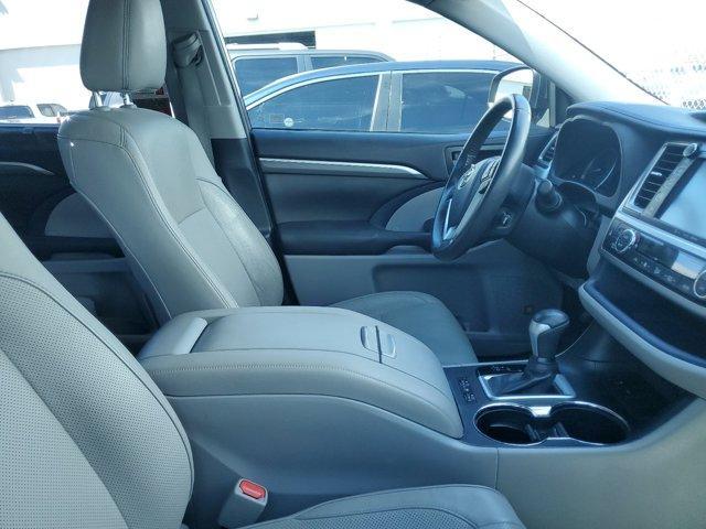 used 2019 Toyota Highlander car, priced at $29,900