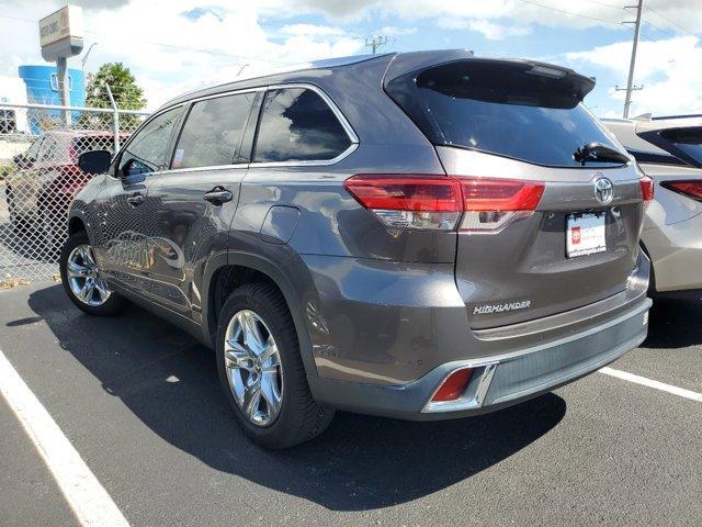 used 2019 Toyota Highlander car, priced at $29,900