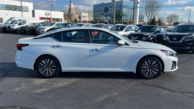 used 2023 Nissan Altima car, priced at $23,995