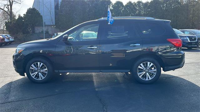 used 2020 Nissan Pathfinder car, priced at $23,999