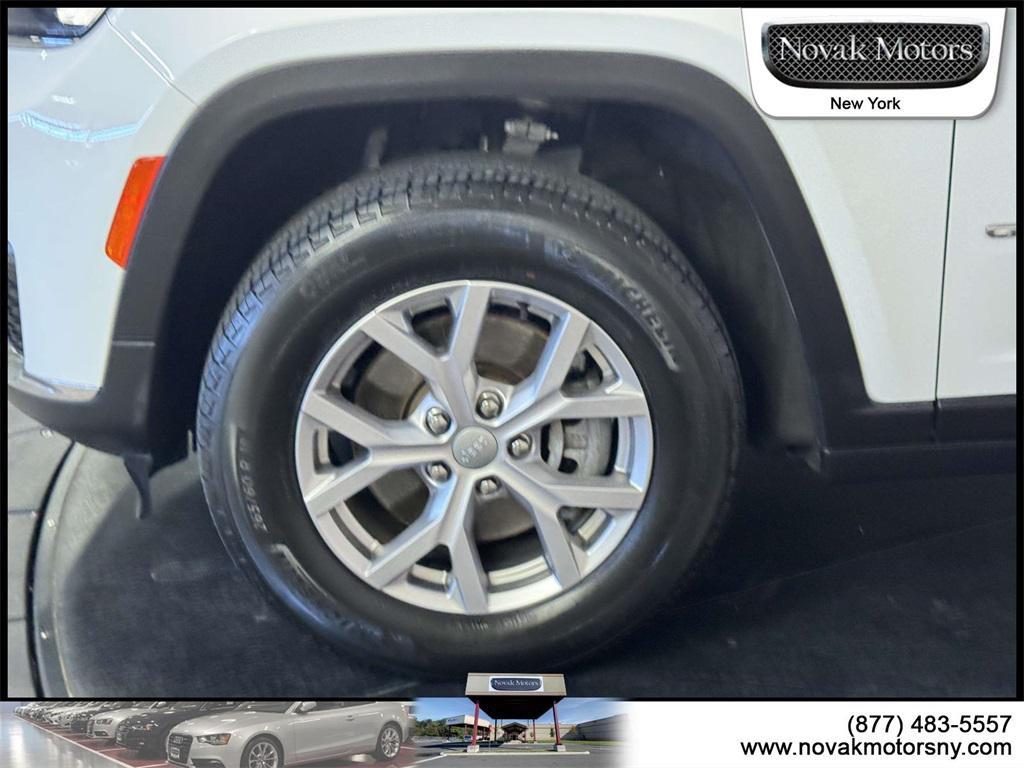 used 2022 Jeep Grand Cherokee L car, priced at $35,995