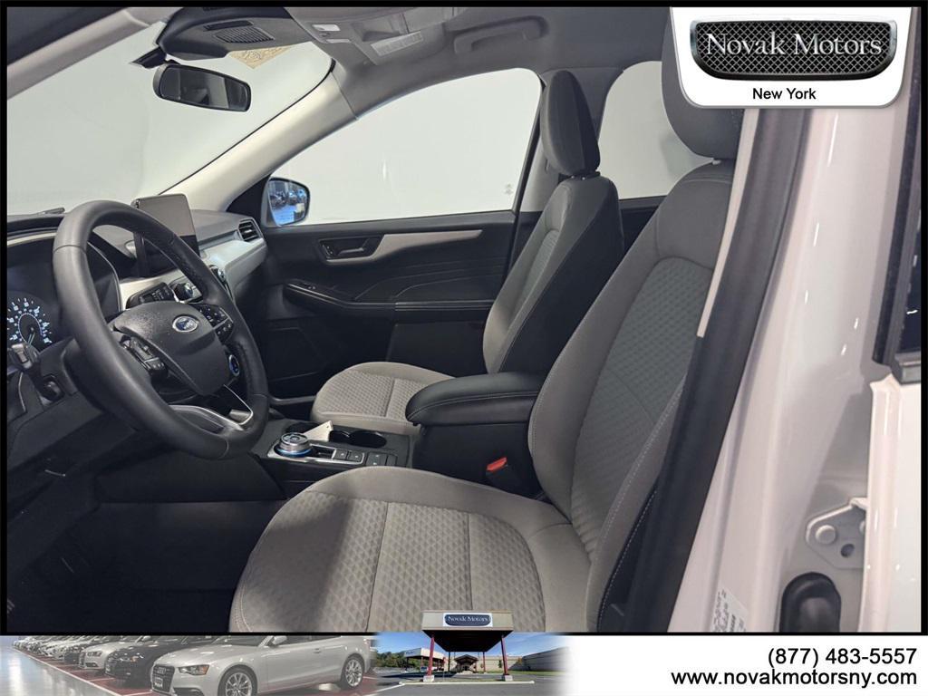 used 2022 Ford Escape car, priced at $21,595