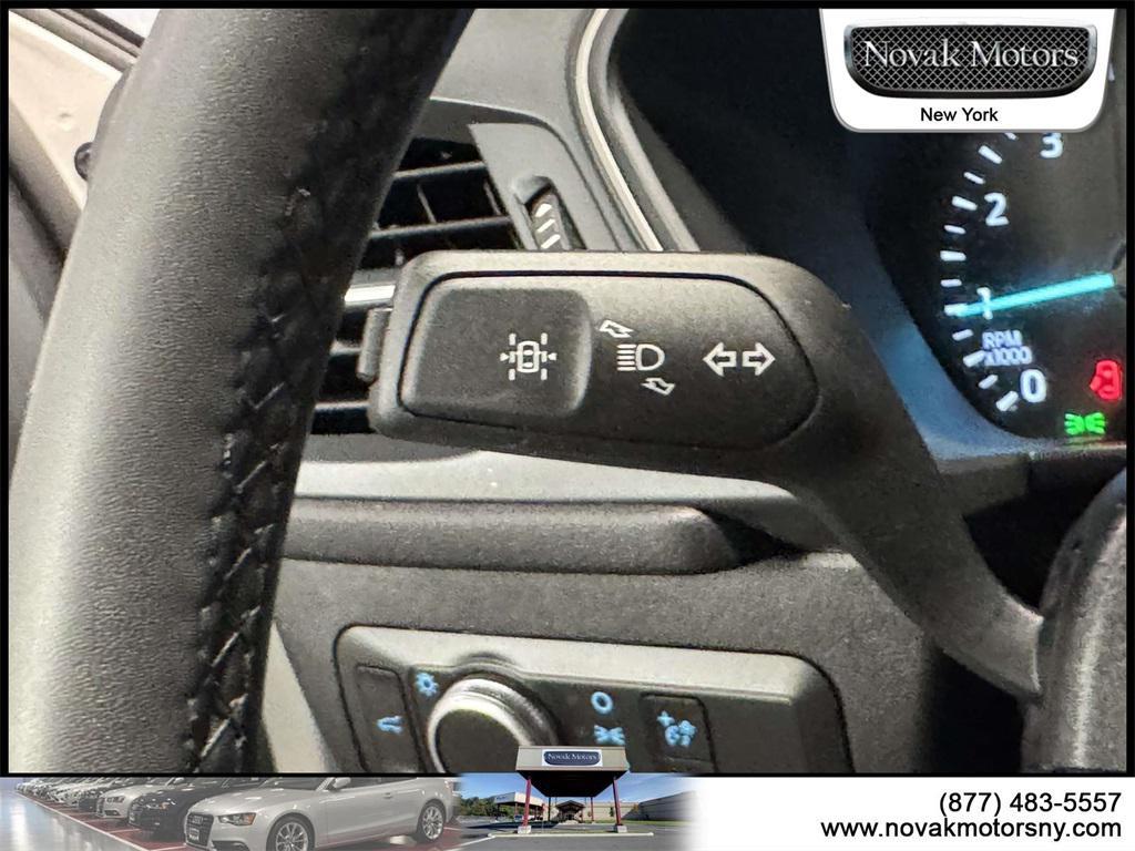 used 2022 Ford Escape car, priced at $21,595