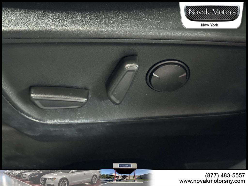 used 2022 Ford Escape car, priced at $21,595