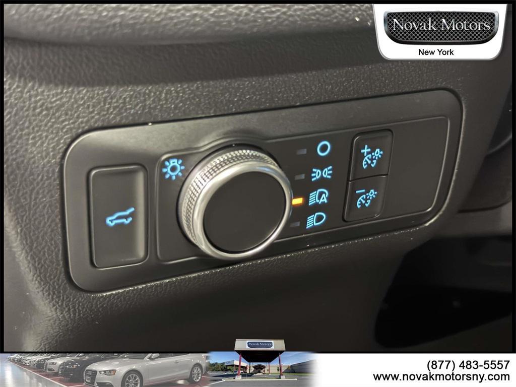 used 2022 Ford Escape car, priced at $21,595