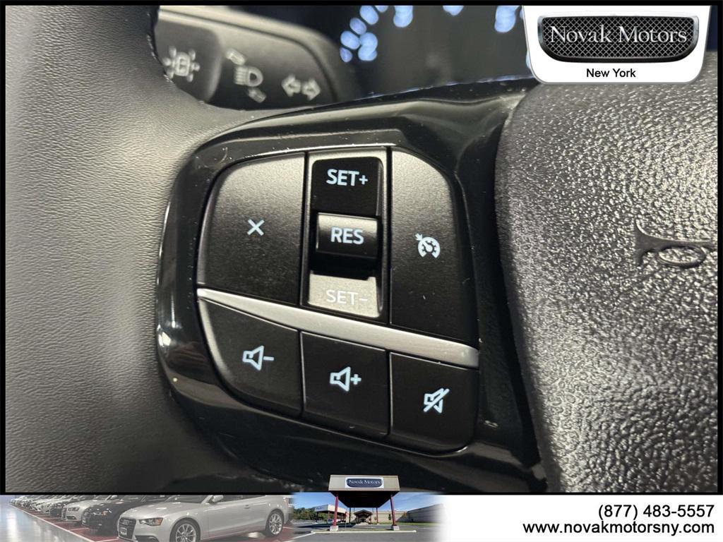 used 2022 Ford Escape car, priced at $21,595