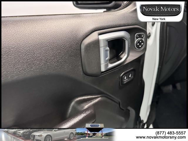used 2021 Jeep Wrangler Unlimited car, priced at $33,895