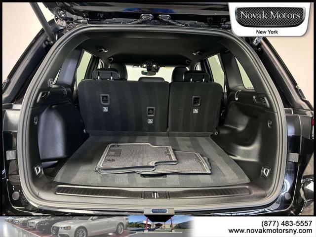 used 2022 Jeep Grand Cherokee car, priced at $35,595