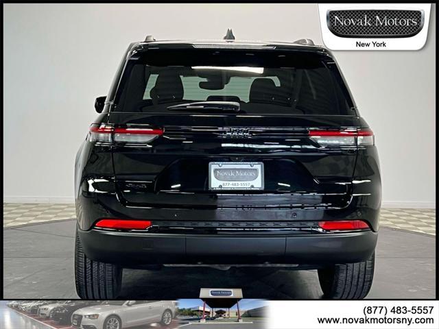 used 2022 Jeep Grand Cherokee car, priced at $35,595