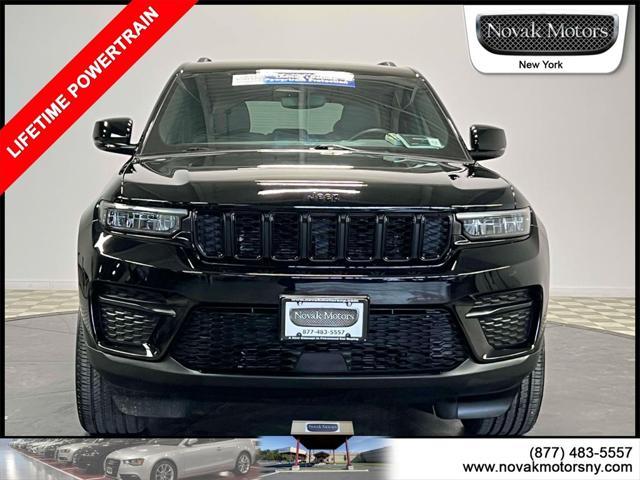 used 2022 Jeep Grand Cherokee car, priced at $35,595