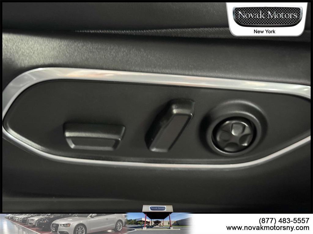 used 2022 Jeep Wagoneer car, priced at $46,895