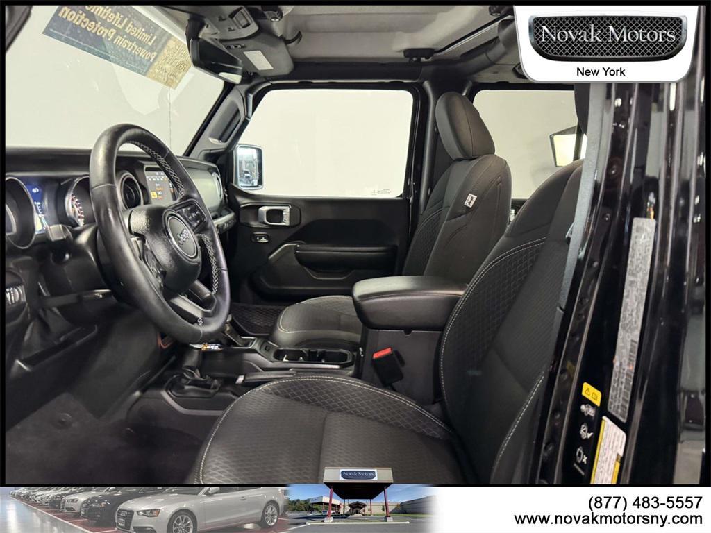 used 2021 Jeep Wrangler Unlimited car, priced at $33,595