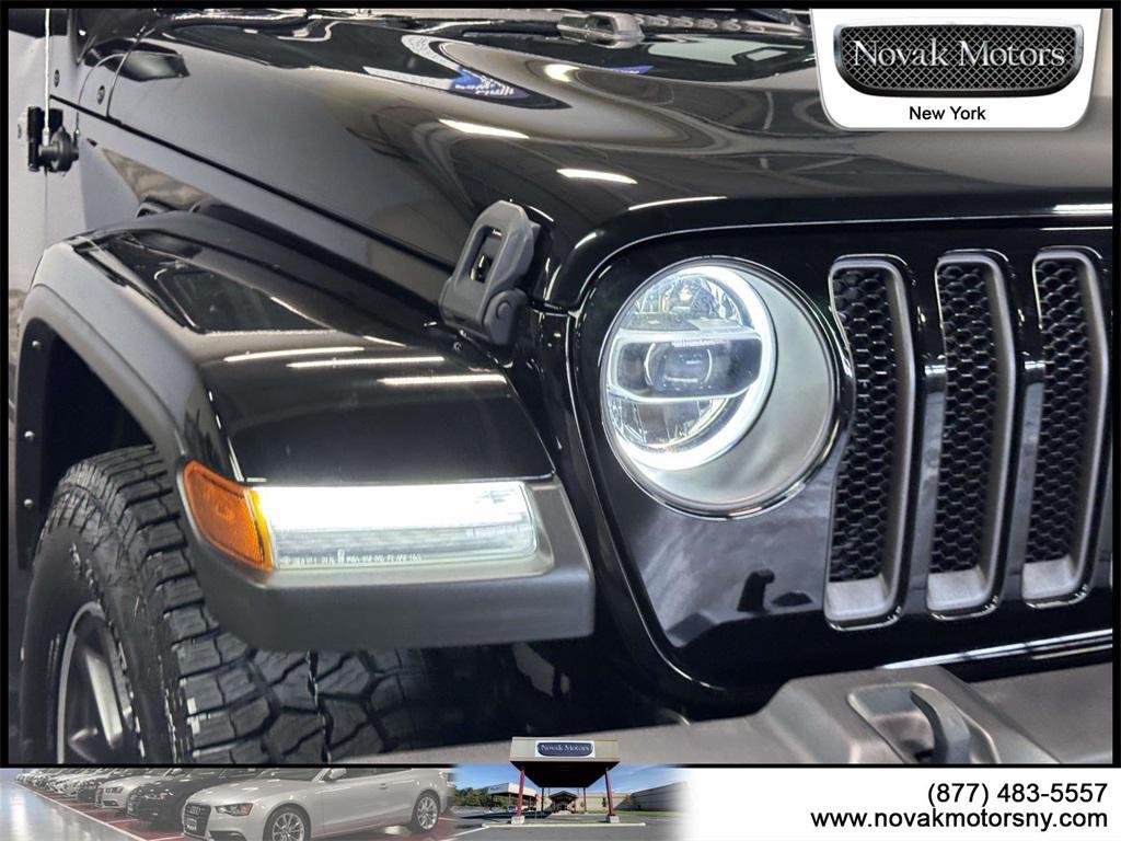 used 2021 Jeep Wrangler Unlimited car, priced at $33,595