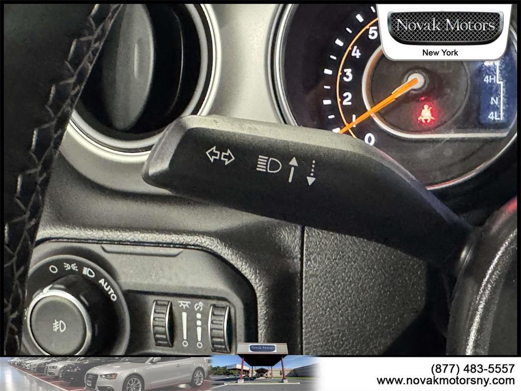 used 2021 Jeep Wrangler Unlimited car, priced at $33,595