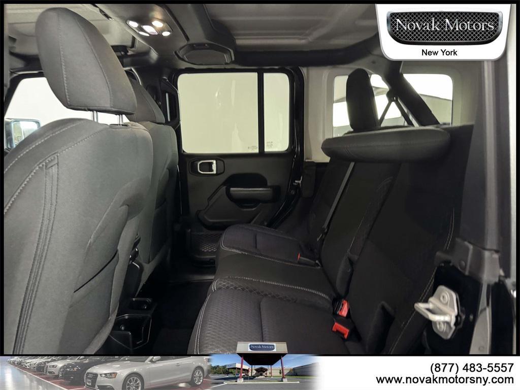 used 2021 Jeep Wrangler Unlimited car, priced at $33,595