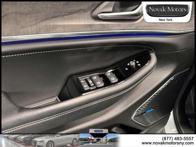 used 2022 Jeep Grand Cherokee car, priced at $41,895
