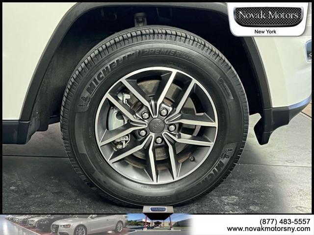 used 2022 Jeep Grand Cherokee car, priced at $33,595
