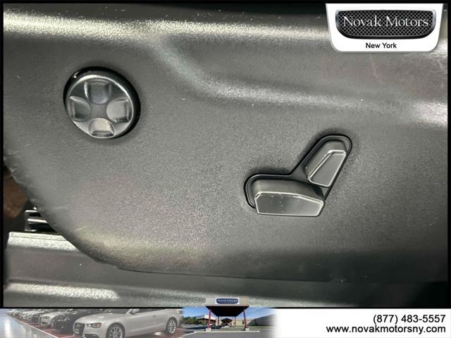used 2022 Jeep Grand Cherokee car, priced at $33,595