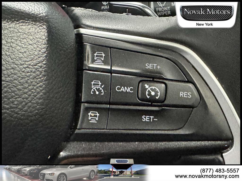 used 2022 Jeep Grand Cherokee car, priced at $32,490