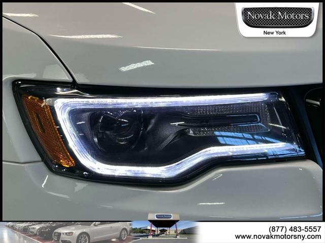 used 2022 Jeep Grand Cherokee car, priced at $31,895