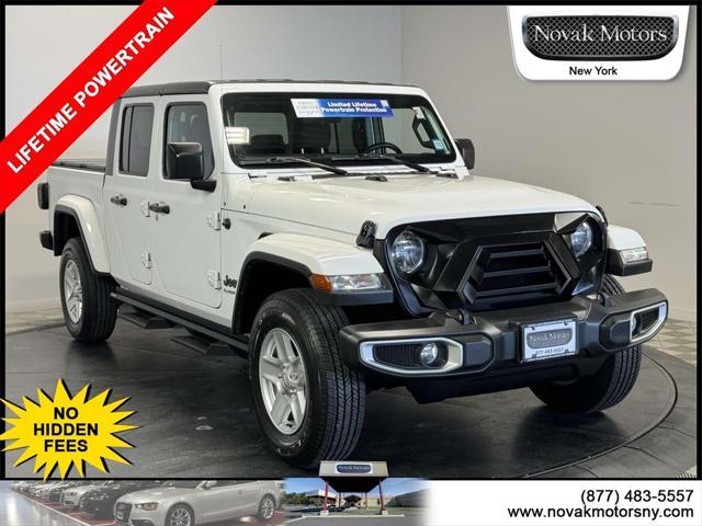 used 2022 Jeep Gladiator car, priced at $33,000