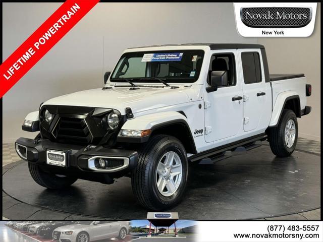 used 2022 Jeep Gladiator car, priced at $33,000