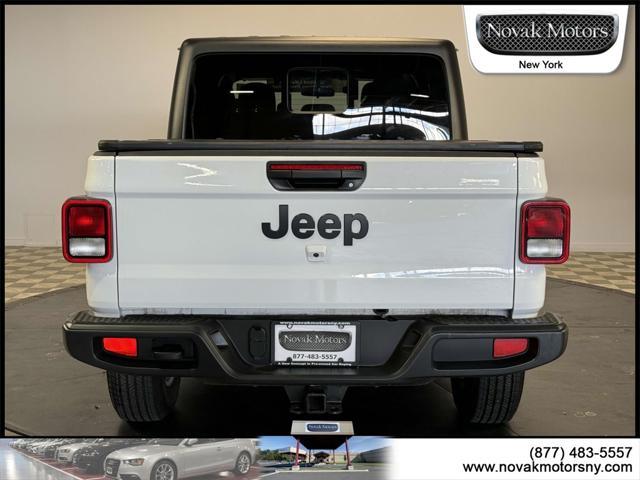 used 2022 Jeep Gladiator car, priced at $32,500