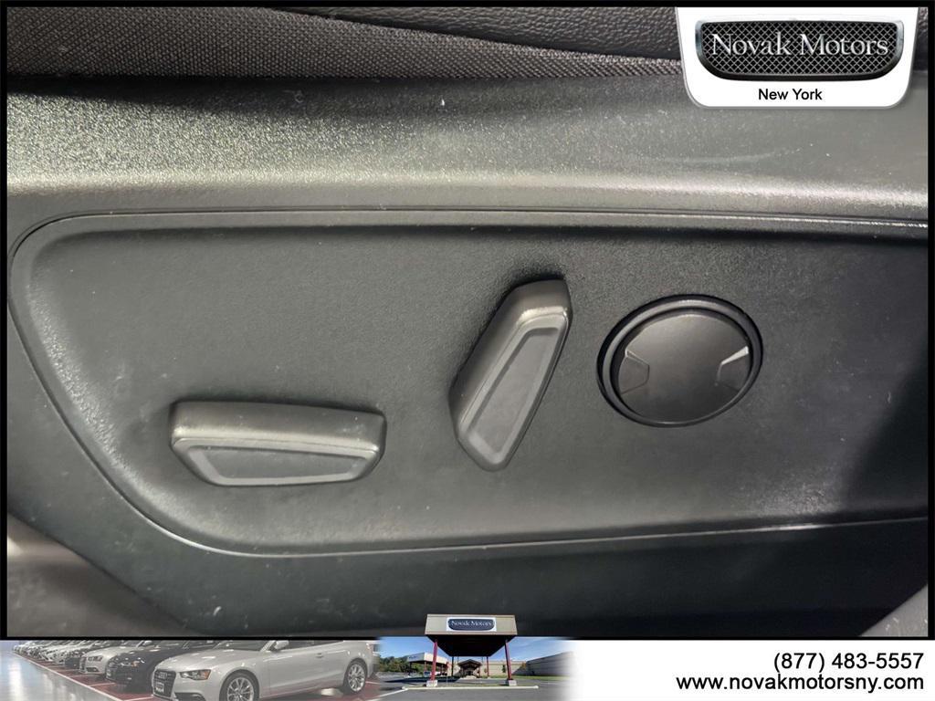 used 2022 Ford Escape car, priced at $22,895