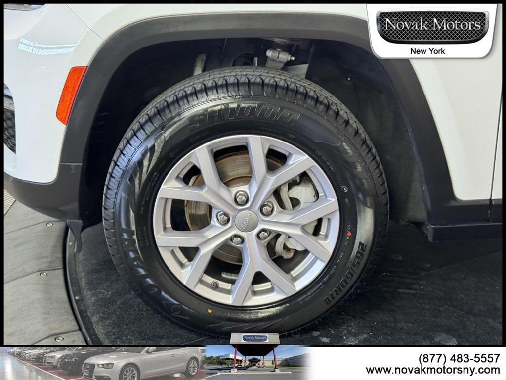 used 2022 Jeep Grand Cherokee car, priced at $29,995