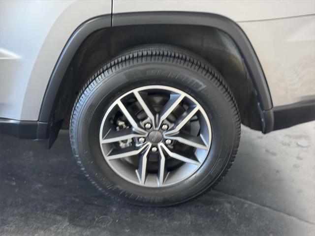 used 2021 Jeep Grand Cherokee car, priced at $31,595