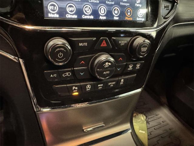 used 2021 Jeep Grand Cherokee car, priced at $31,595