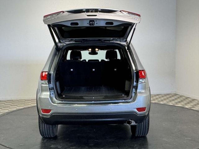 used 2021 Jeep Grand Cherokee car, priced at $31,595